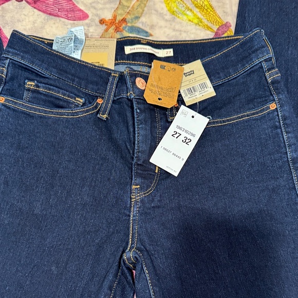 Levi's Women's 314 Shaping Straight size 26 x 32 Dark Blue Straight Leg Jeans - Picture 2 of 6